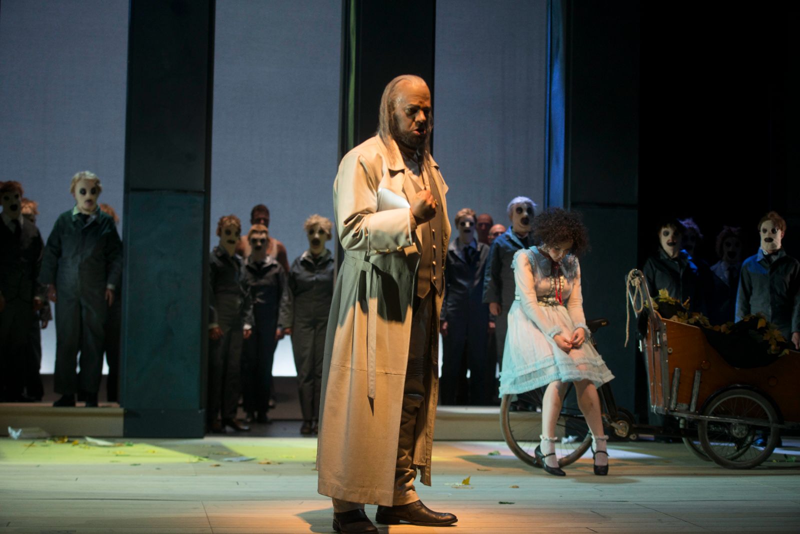 José Gallisa on stage