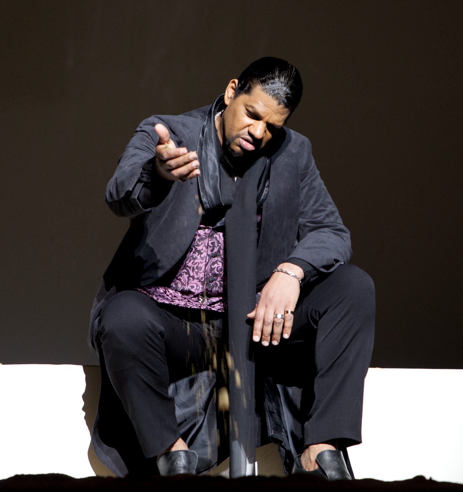 José Gallisa on stage